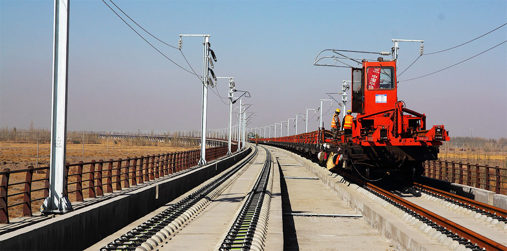 兰新高铁——世界上海拔高差最大的高铁